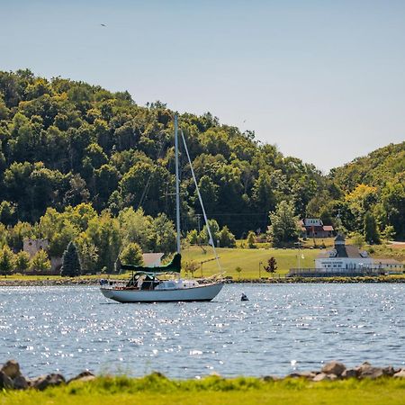 New Happy Trail 2Br Condo Close To Downtown Traverse City Buitenkant foto
